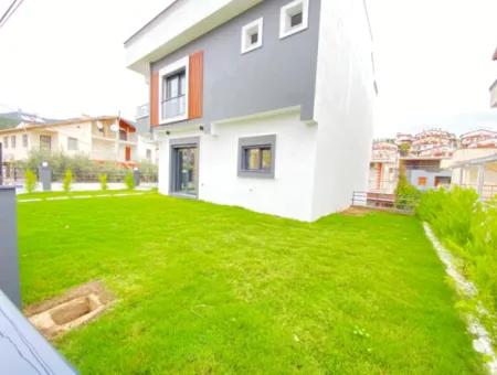 Özdere De Denize Yakın Satılık 3+1 Villa