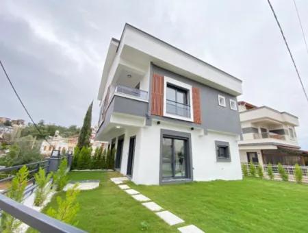 Özdere De Denize Yakın Satılık 3+1 Villa