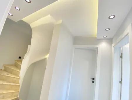 Doğanbey De Denize 50M Lüx Satılık 4+1 Villa