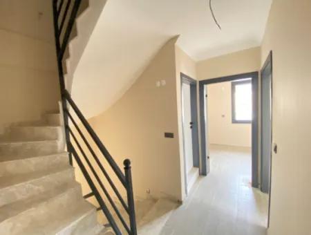 Payamlı De Müstakil Satılık 2+1 Villa