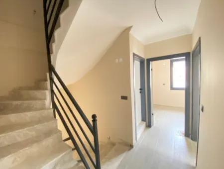 Payamlı De Müstakil Satılık 2+1 Villa